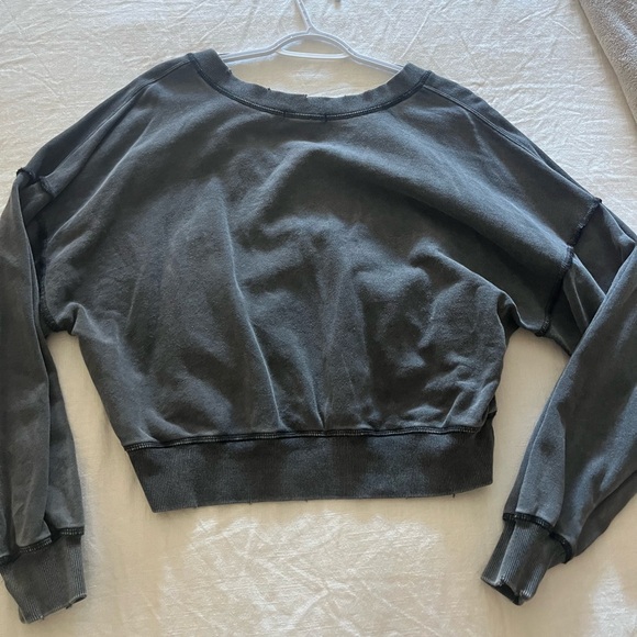 Forever 21 long sleeve top - Picture 2 of 3